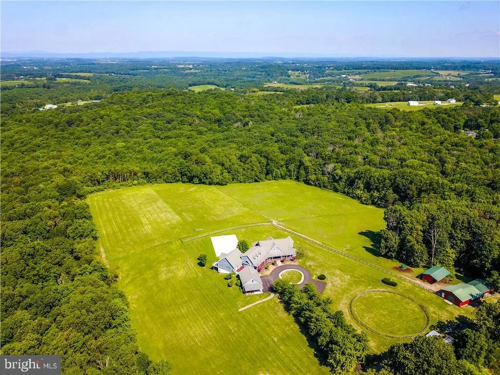 Photo of 26310 JOHNSON DRIVE