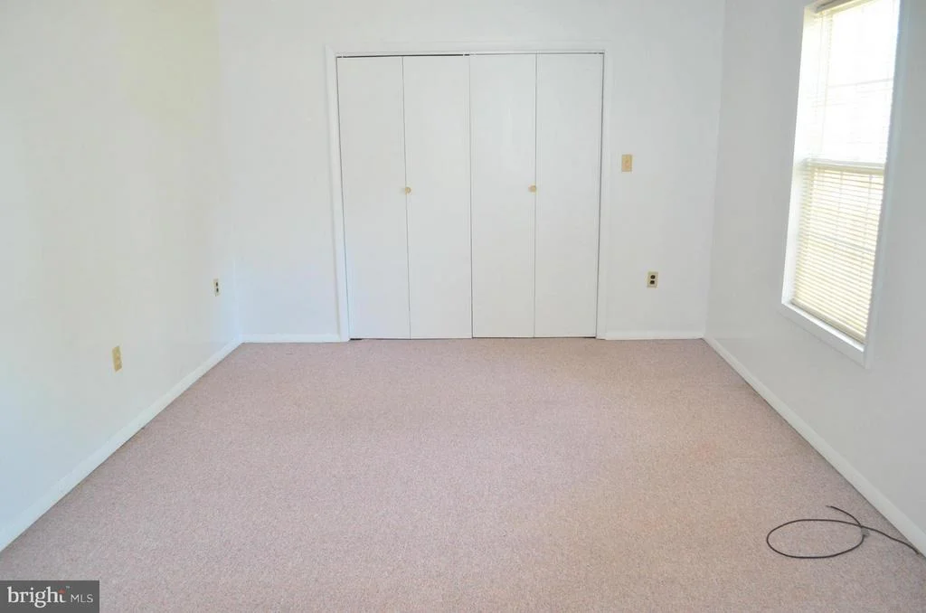 Photo of 8907 YORKSHIRE LANE