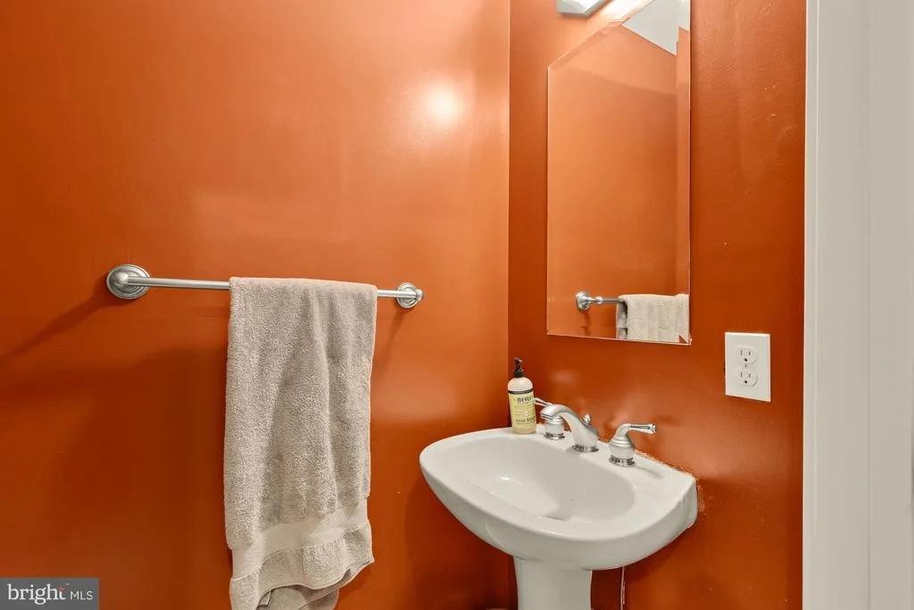Photo of Unit 3 at 2363 CHAMPLAIN STREET NW