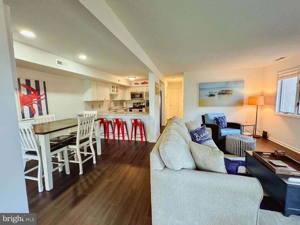 Photo of Unit 2 at 260 SEA EAGLE DRIVE