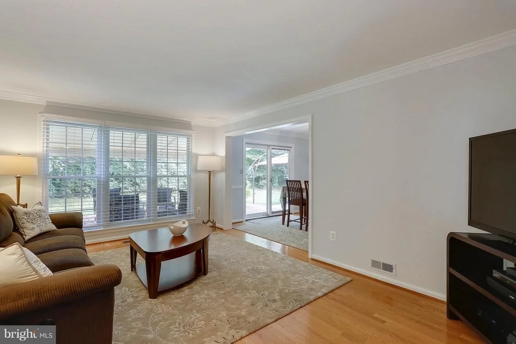 Photo of 4617 THORNHURST DRIVE