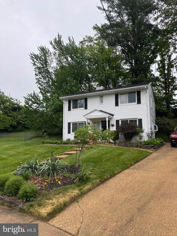 Photo of 5512 KATHLEEN PLACE