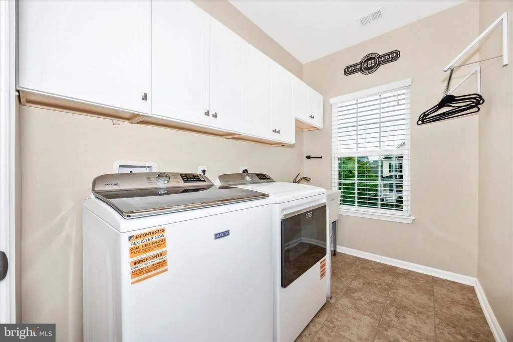 Photo of 4700 PULLER DRIVE