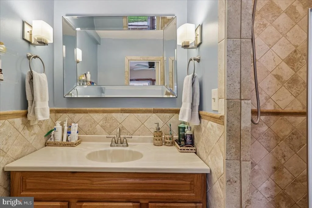 Photo of 10123 CAPITOL VIEW AVENUE
