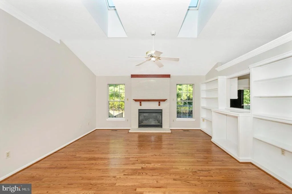 Photo of 826 APACHE COURT