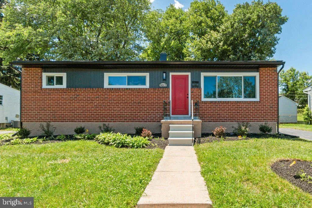 Photo of 9017 SAMOSET ROAD