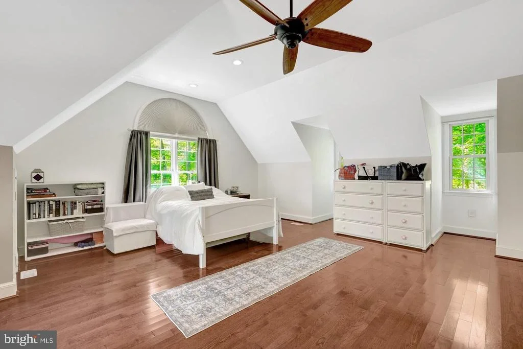 Photo of 105 INTERPROMONTORY ROAD