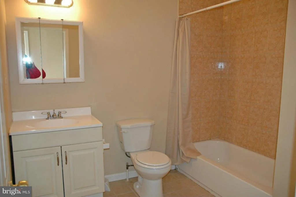 Photo of 3228 WAYNE ROAD