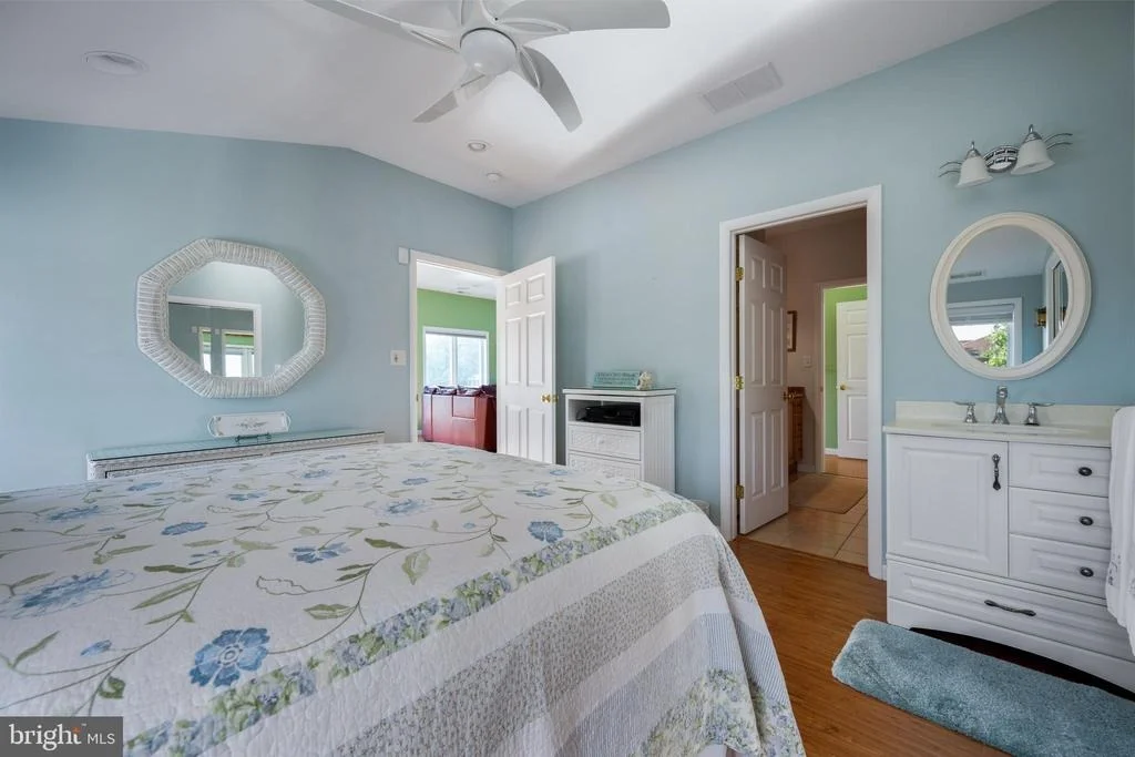 Photo of 13 VENETIAN DRIVE