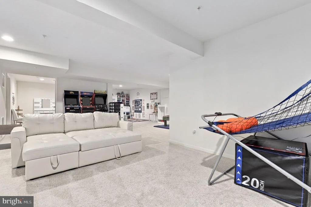Photo of 18316 PETWORTH CIRCLE