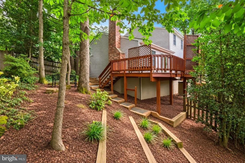 Photo of 118 SUMMIT HALL ROAD