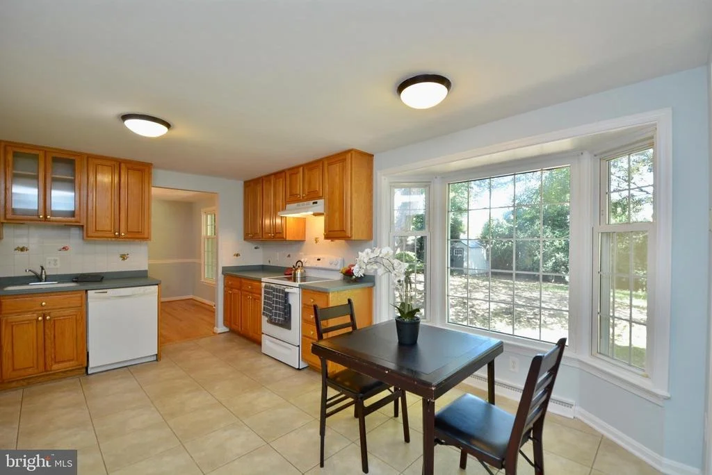Photo of 8709 HIGHGATE ROAD
