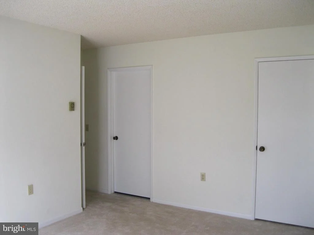 Photo of Unit 871B at 15311 PINE ORCHARD DRIVE