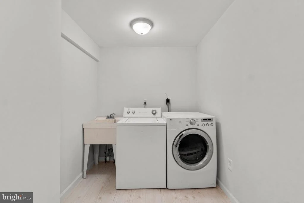 Photo of 17929 DANUBE LANE