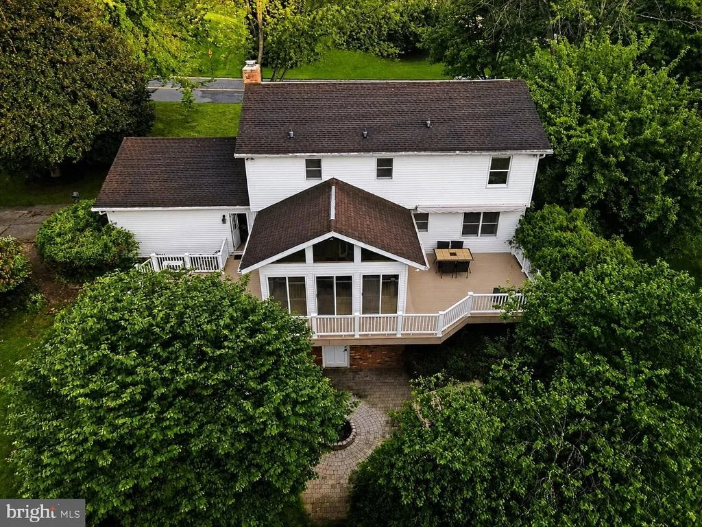 Photo of 1190 LONG VALLEY ROAD
