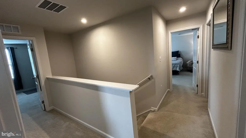 Photo of 840 WINGTIP WAY