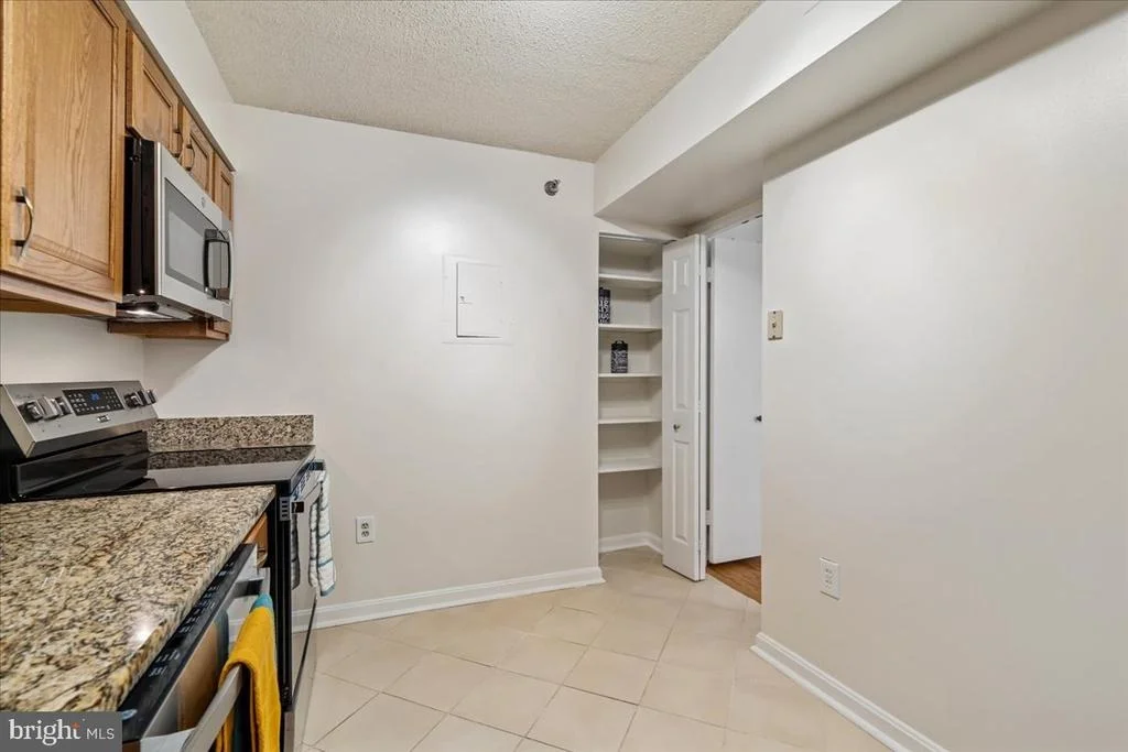 Photo of Unit 3901 at 15115 INTERLACHEN DRIVE