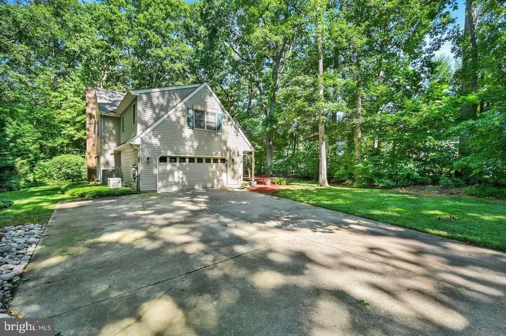 Photo of 176 BURNING TREE ROAD