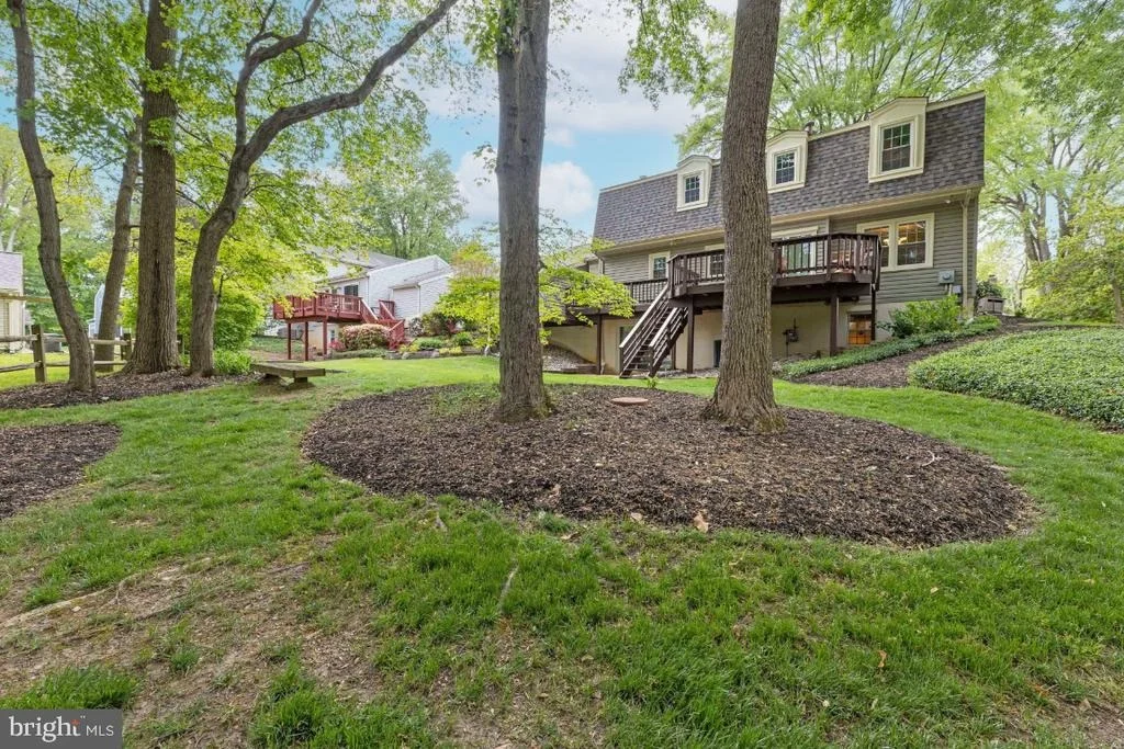 Photo of 7313 LANGSFORD COURT