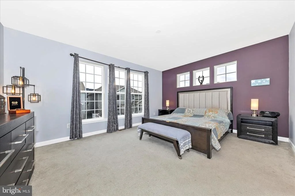 Photo of 825 HOLDEN ROAD