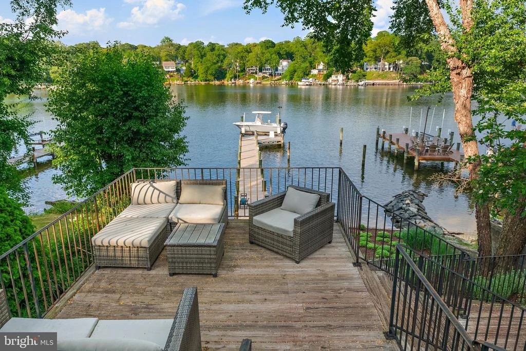 Photo of 1210 SEVERNVIEW DRIVE