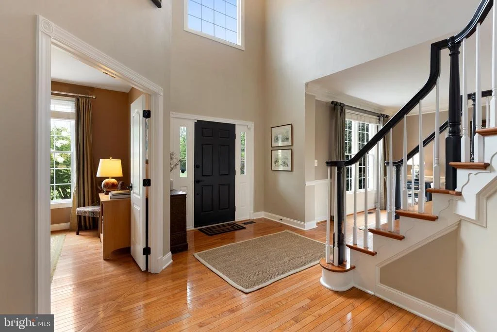 Photo of 14835 HUNTING WAY