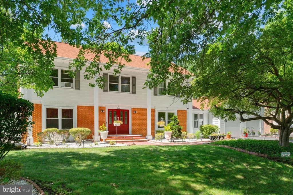 Photo of 1 W CARTWRIGHT DRIVE
