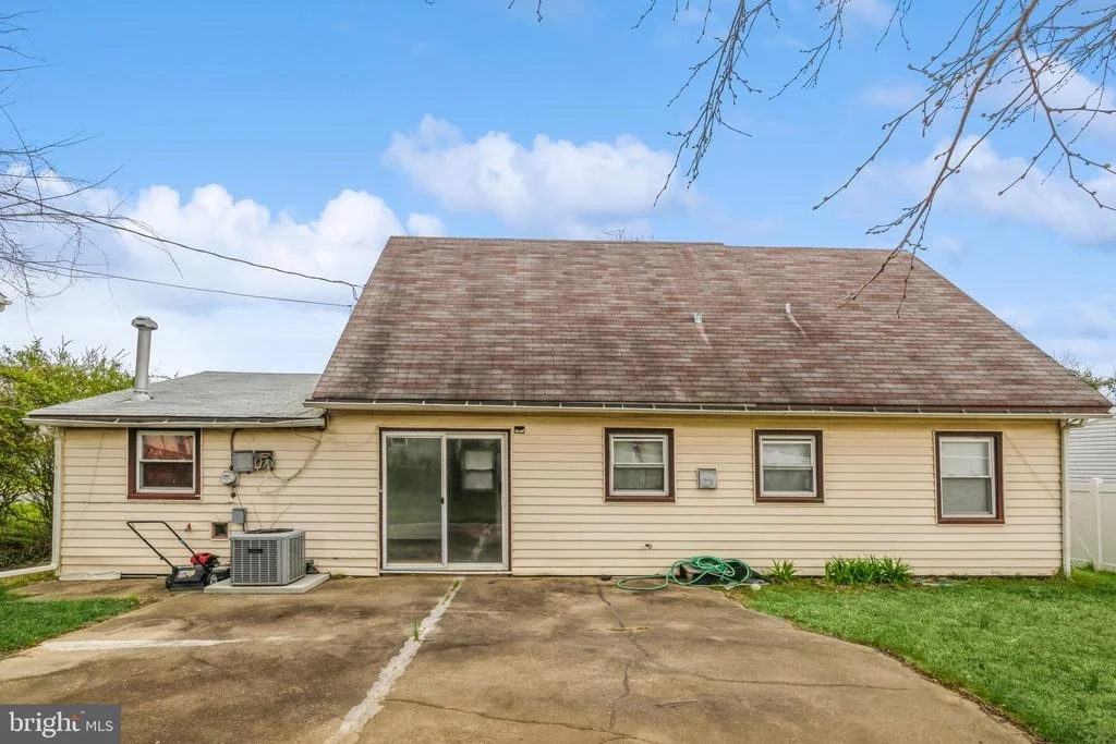 Photo of 19 HARGROVE LANE