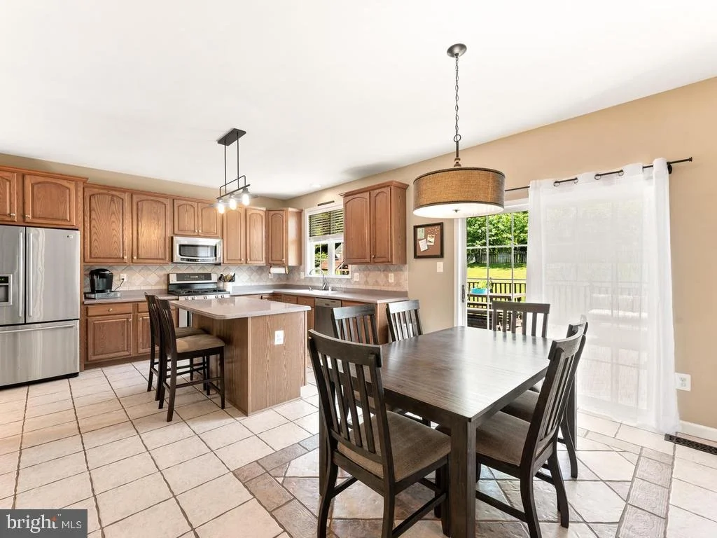 Photo of 708 LONGBOW ROAD