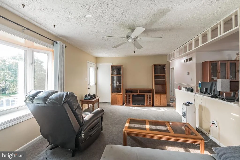 Photo of 5619 MANOR DRIVE