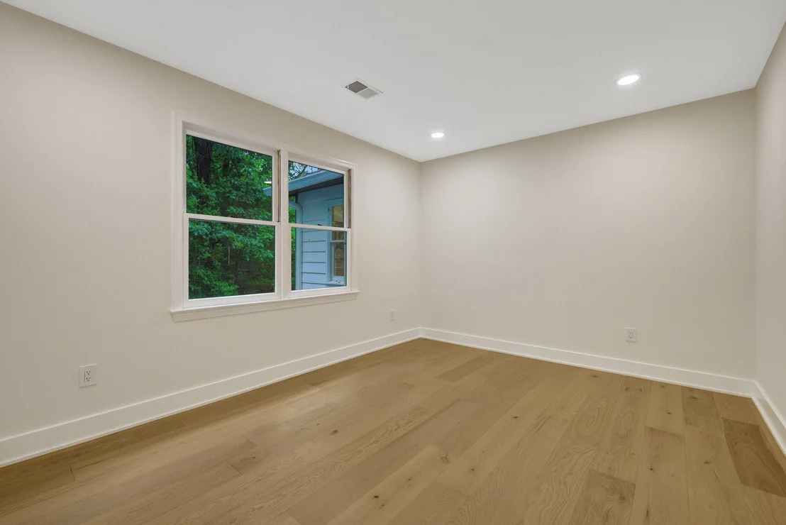 Photo of 1132 SPRINGVALE ROAD