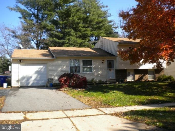 Photo of 19125 STALEYBRIDGE ROAD