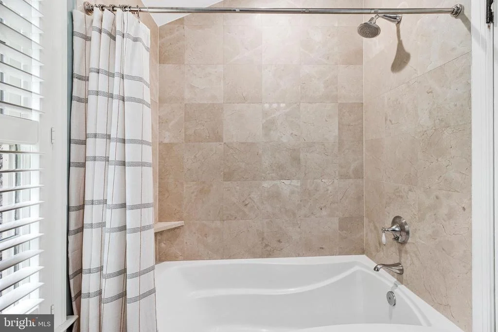 Photo of 4701 RIVER ROAD