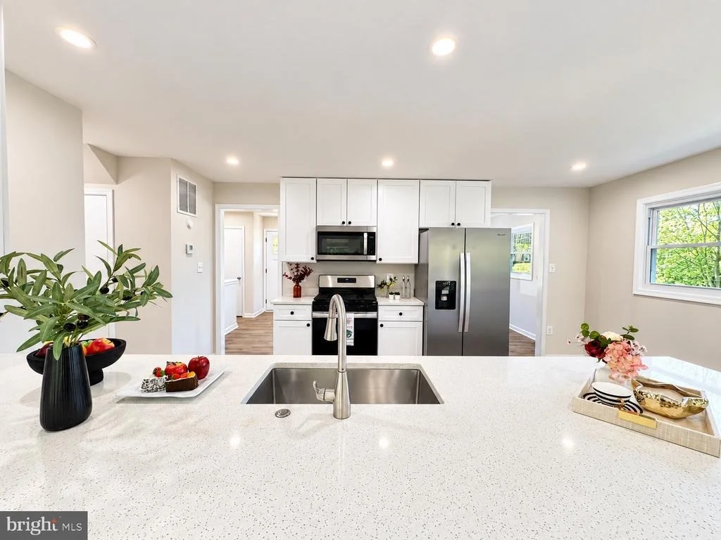 Photo of 11004 TYRONE DRIVE