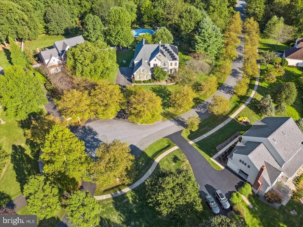 Photo of 12827 DOE LANE