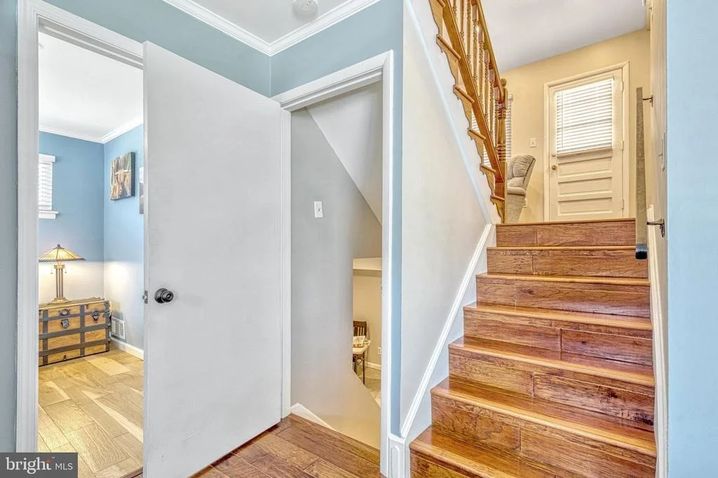 Photo of 10318 FOREST AVENUE