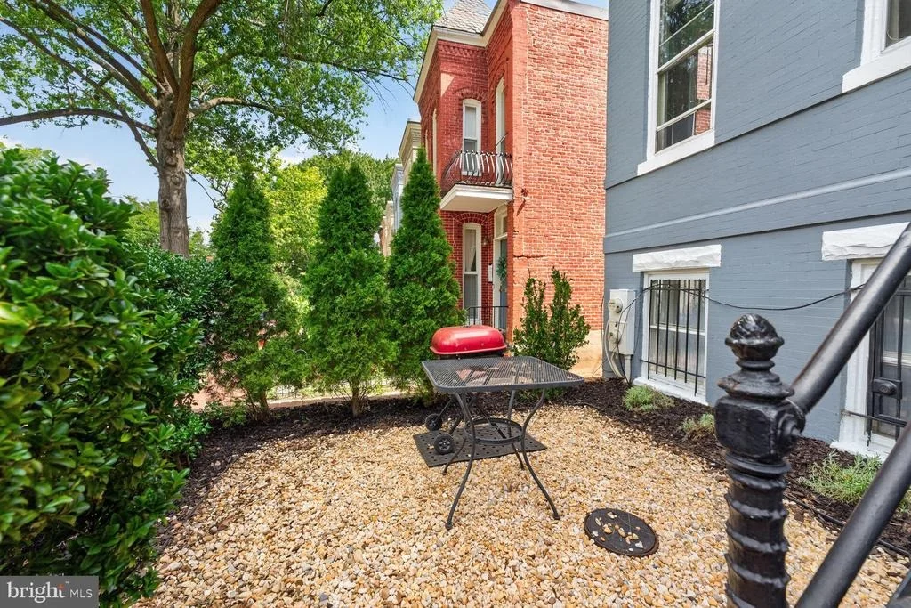 Photo of 509 3RD STREET NE