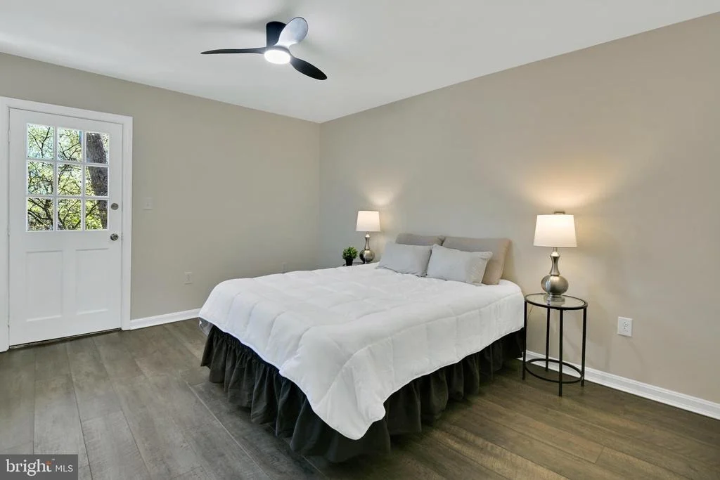 Photo of 230 E 5TH STREET