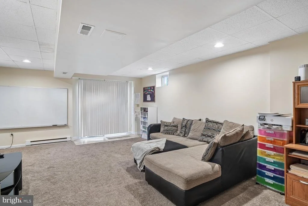 Photo of 1638 MIDLAND ROAD