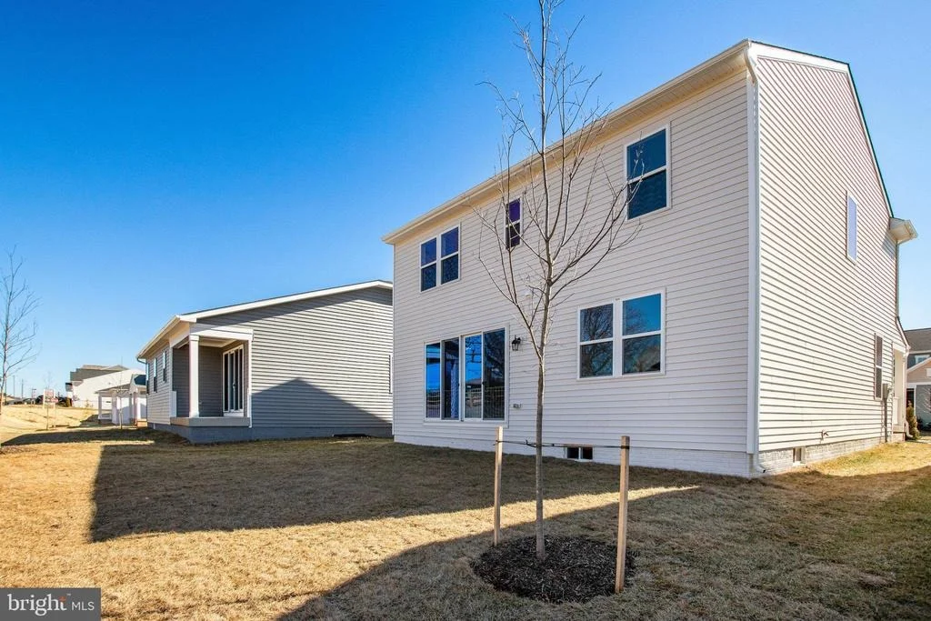 Photo of 611 CLOVER LANE