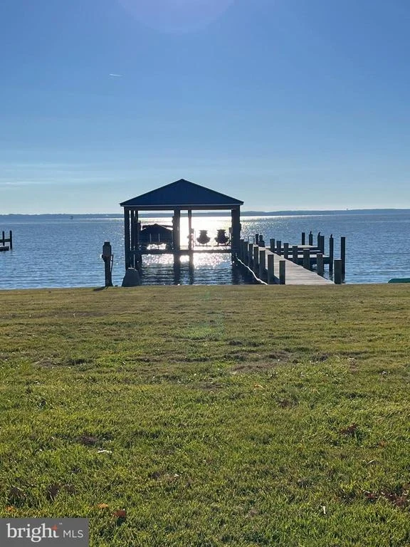 Photo of 909 BAY CIRCLE