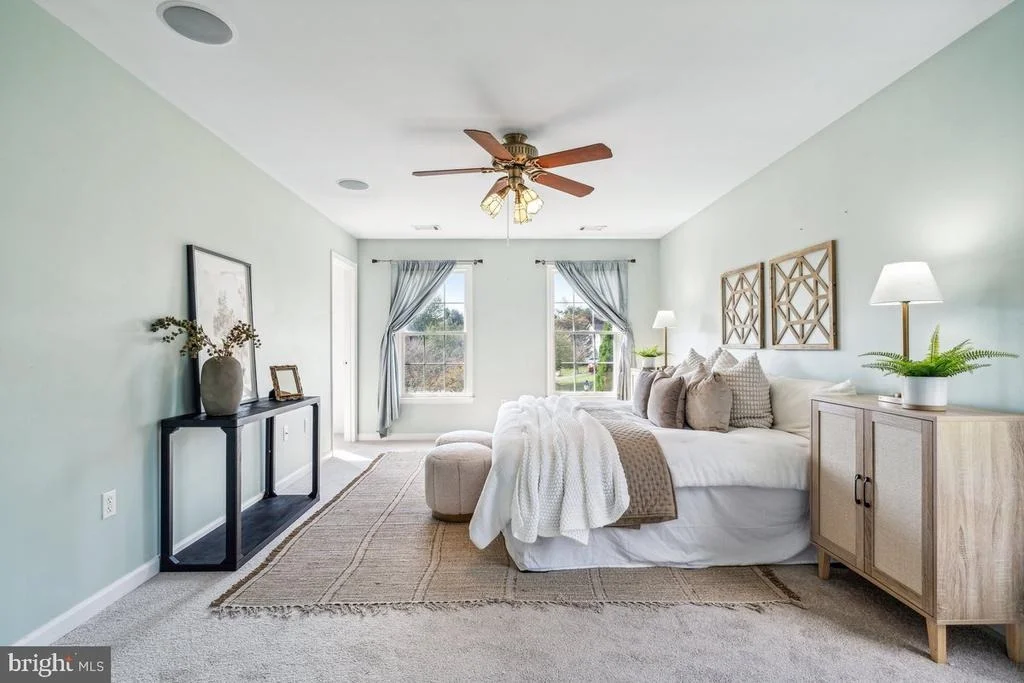 Photo of 1037 LINDFIELD DRIVE