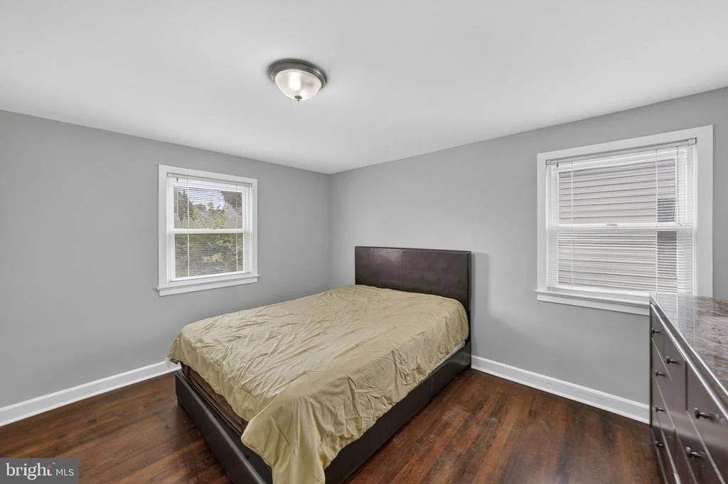Photo of 520 RANDALL AVENUE