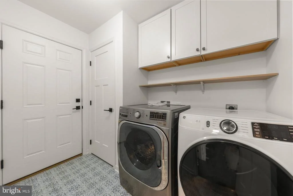 Photo of 112 COLONIAL DRIVE