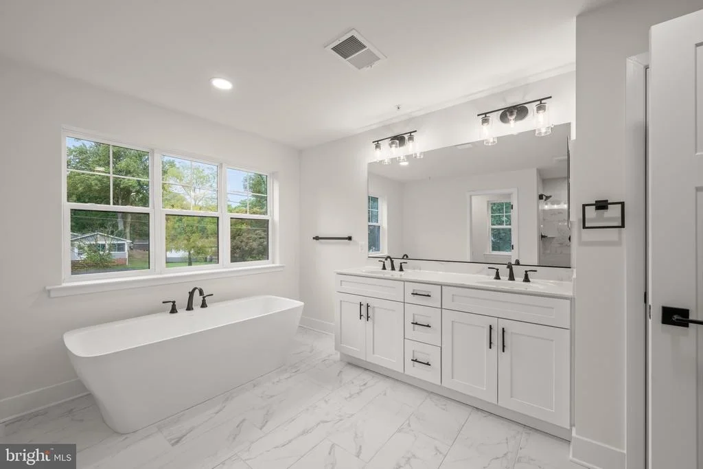 Photo of 2175 GLENCREST CIRCLE