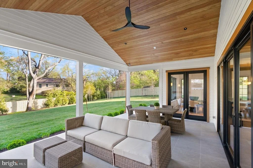 Photo of 1223 SOMERSET DRIVE