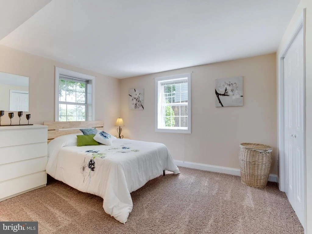 Photo of 132 OAKWOOD ROAD
