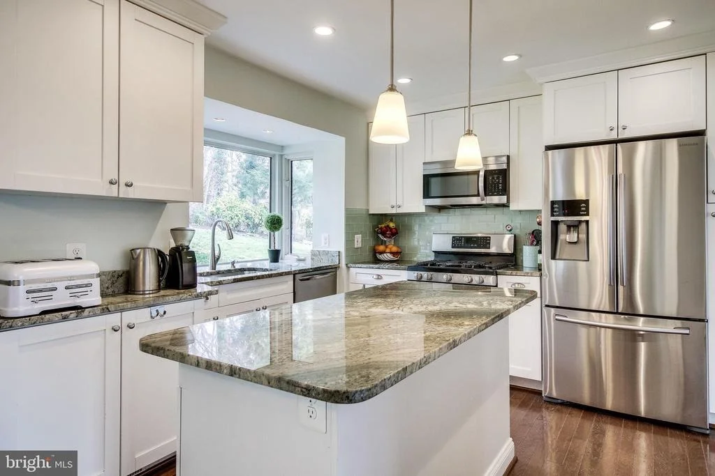 Photo of 919 JUNIPER PLACE