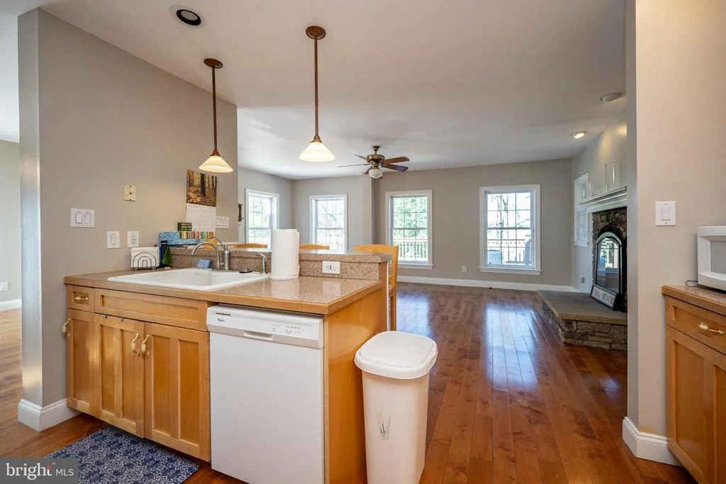 Photo of 32 HAZELHURST LANE