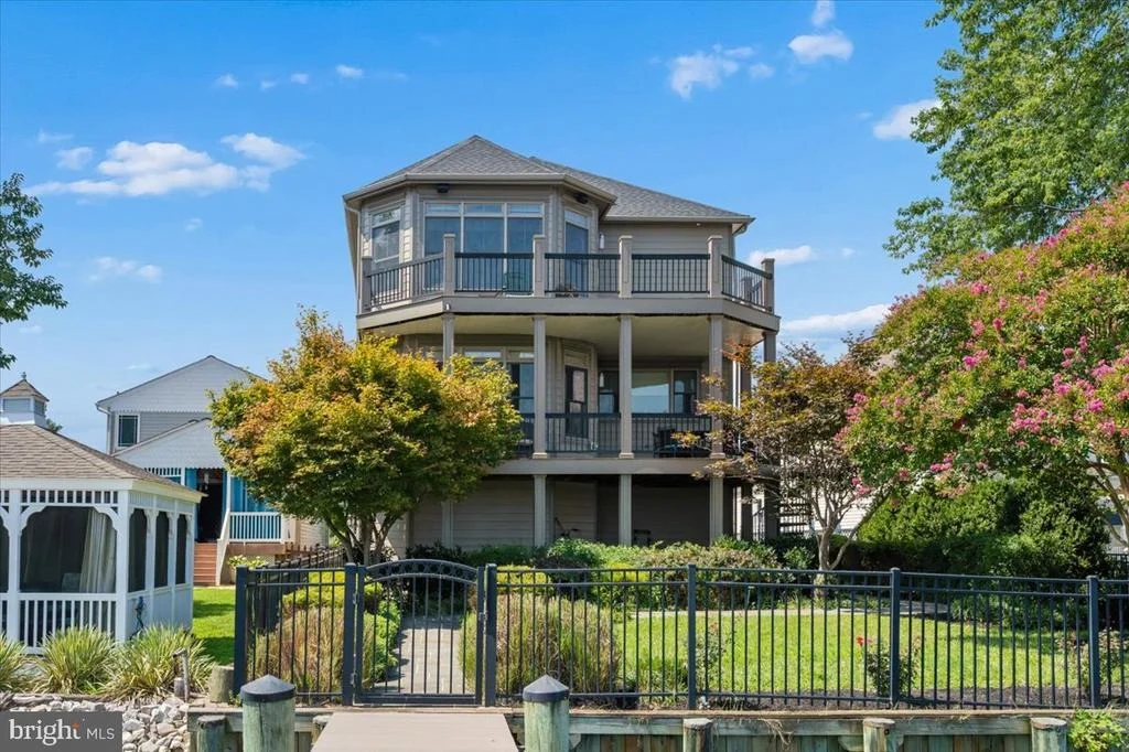 Photo of 109 BAYSIDE DRIVE